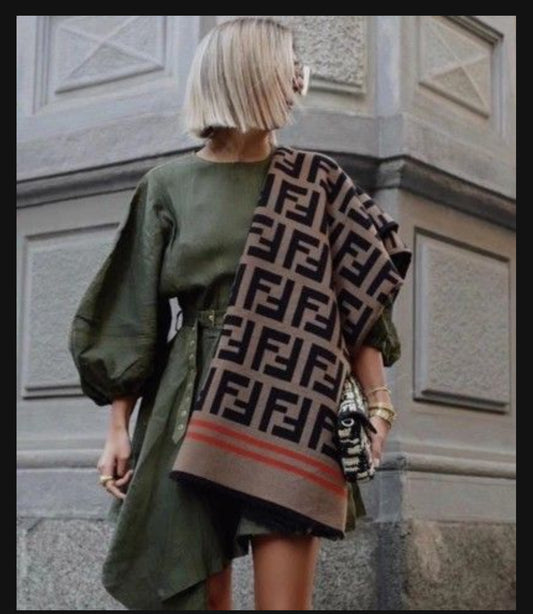 Women's Fashionable Poncho