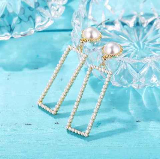 Women Fashion Earrings